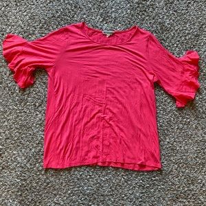 Pleione Ruffle Sleeve tshirt